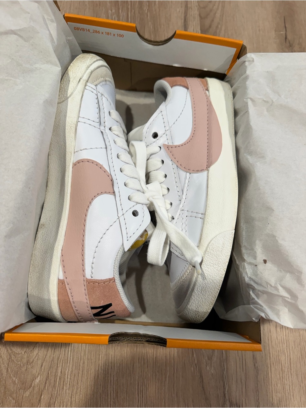 Nike Women’s Blazer Low ‘77 Jumbo Sneakers Pink Size 8